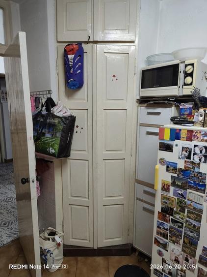 Apartament cu 3 camere decomandat în Steaua