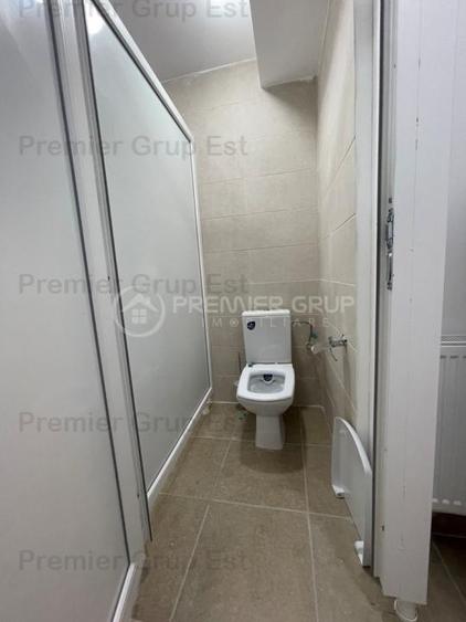 Spațiu comercial, de 255 mp, în Nicolina