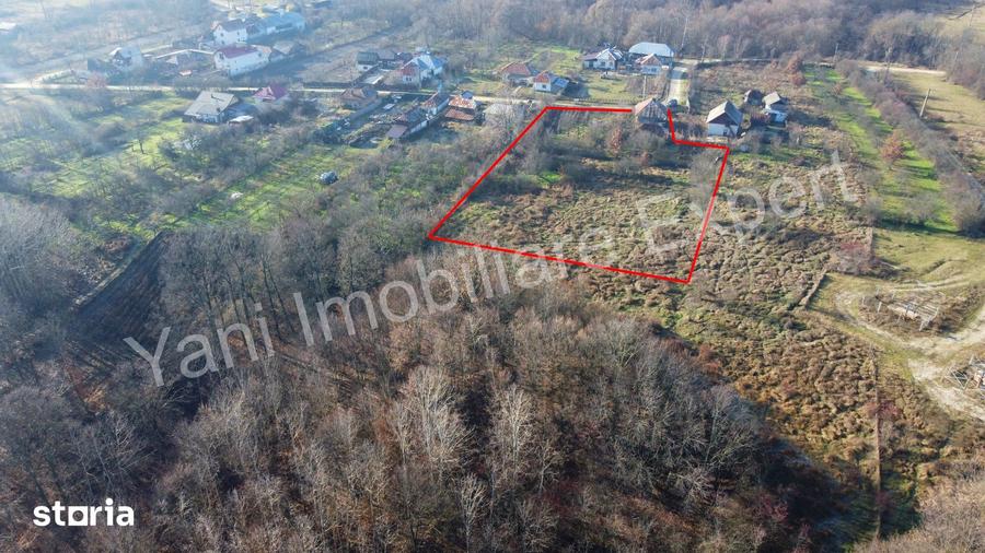 Casă cu 2 camere cu Teren 3500 Mp în Merișani
