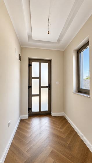 Duplex cu 4 camere cu Canalizare în Giroc