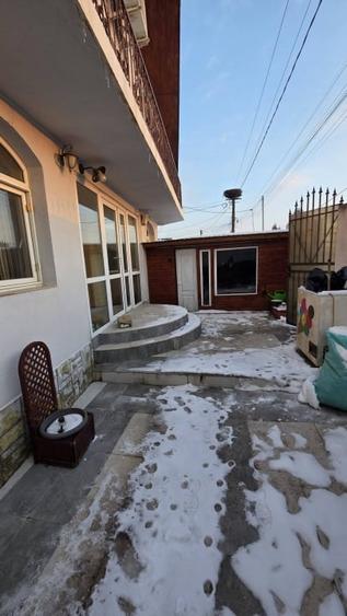 Casă individuală cu 6 camere cu Teren 170 Mp în Ovidiu