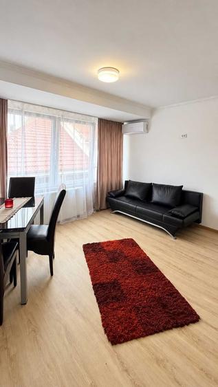 Apartament cu 2 camere decomandat în Aradului