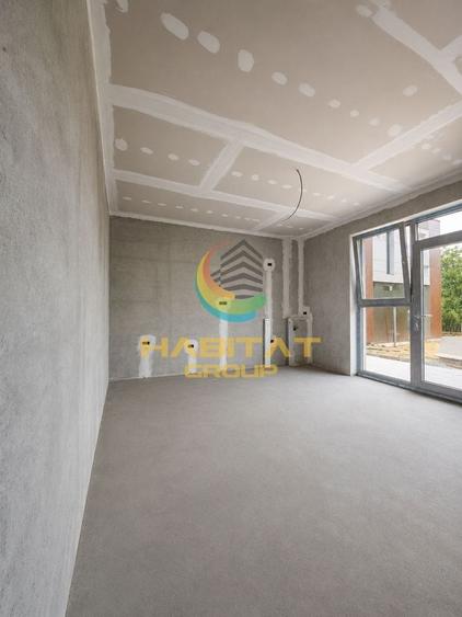 Duplex cu 5 camere cu Canalizare în Central