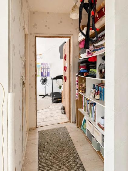 Apartament cu 2 camere semidecomandat în Șagului