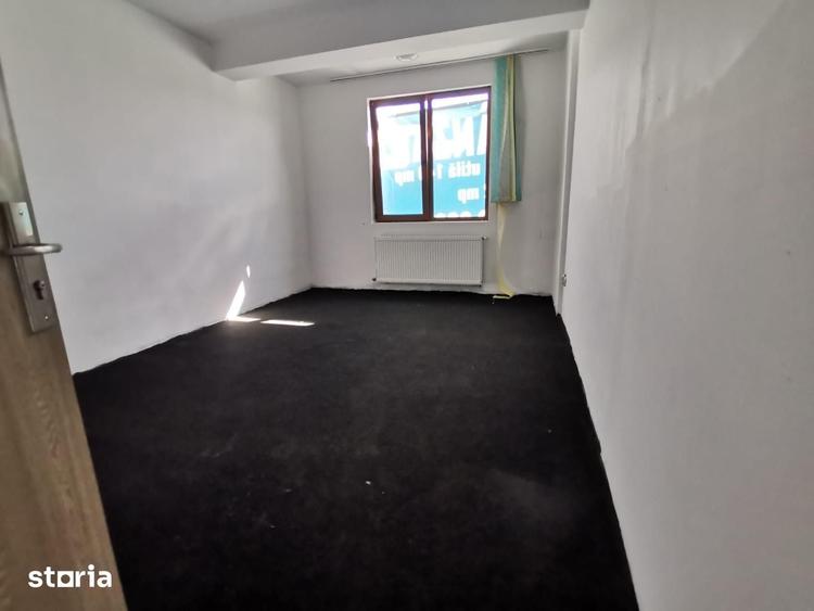 Vila de vanzare Chiajna | 5 camere | Curte 150 mp - 1