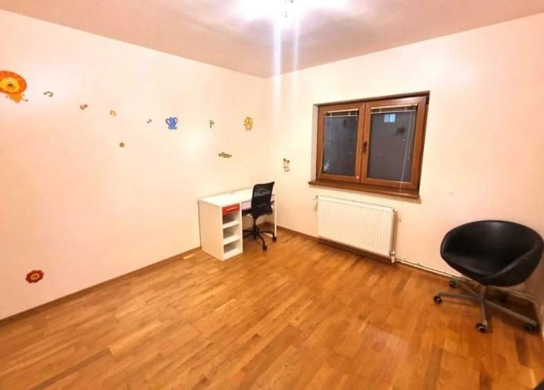 Apartament cu 3 camere decomandat, mobilat în 13 Septembrie