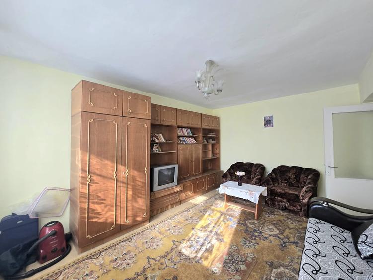 Apartament cu 2 camere decomandat în Vidin-Progresul