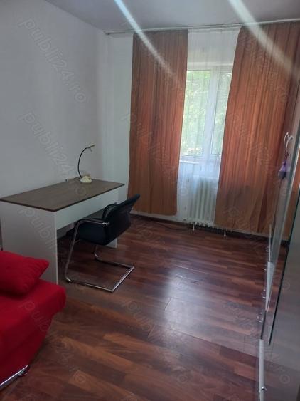 Garsonieră semidecomandată în Girocului