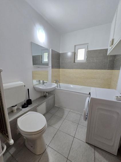 Apartament cu 2 camere decomandat, mobilat în Brâncoveanu