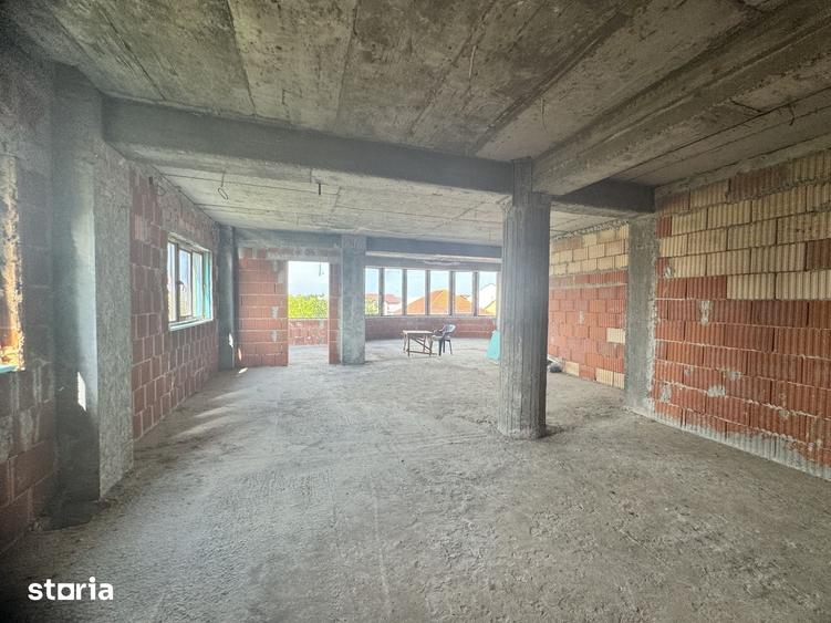 Casă cu Teren 462 Mp în Central