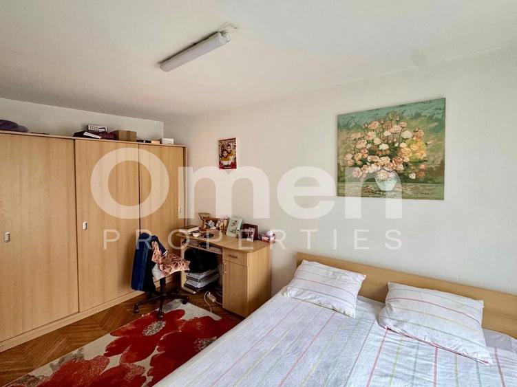Apartament cu 3 camere semidecomandat, mobilat în Săsar