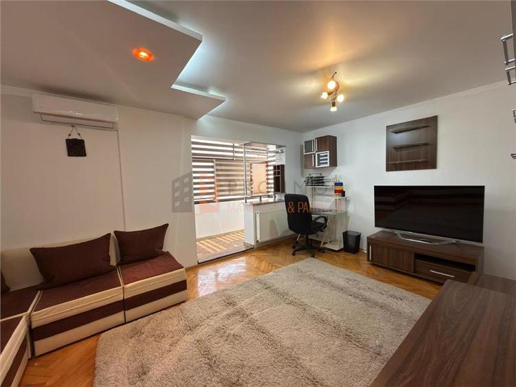 Apartament cu 2 camere decomandat, mobilat în Dorobanți 2