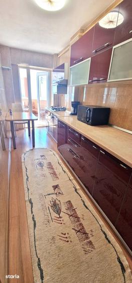 Apartament cu 3 camere în Faleza Nord