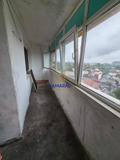 Apartament cu 4 camere decomandat în Pantelimon