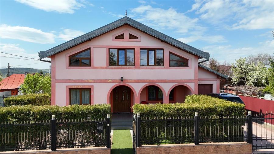 Casa Iasi Tatarasi Aviatiei, S.u 178 mp, 6 camere, Garaj, Beci,0% Comision - 1