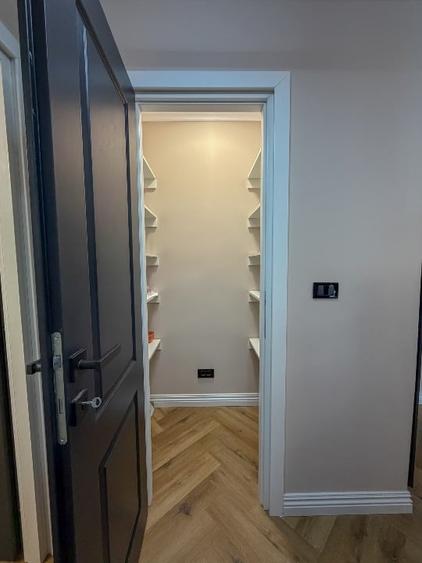 Apartament cu 2 camere decomandat, mobilat în Ultracentral