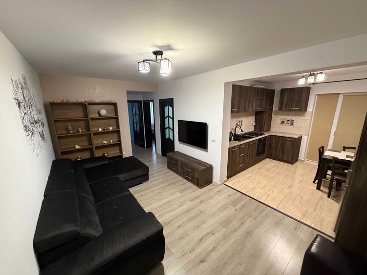 Apartament cu 3 camere în Valea Lupului