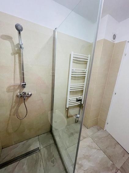 Apartament cu 2 camere decomandat în Exterior Vest