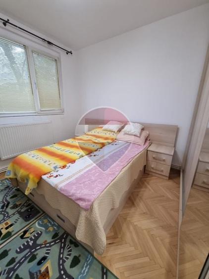 Apartament cu 2 camere semidecomandat, mobilat în Grivița