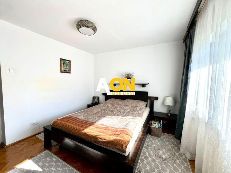 Apartament cu 3 camere decomandat, mobilat în Ampoi 3