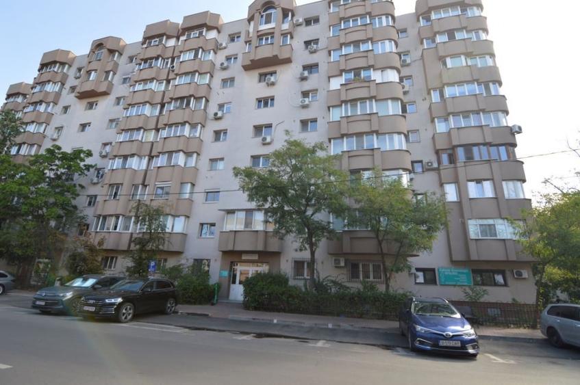 INCHIRIERE APARTAMENT 3 CAMERE VITAN-FOISORULUI - 25