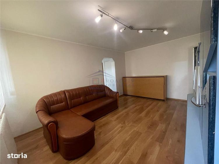 Apartament cu 2 camere, Centru, 2C-7944 - 1