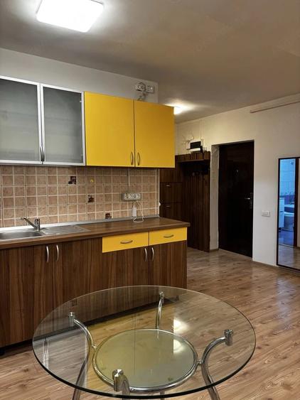 Apartament luminos 2 camere de inchiriat | Metrou Aparatorii Patriei (7 min) | Parcare inclusa - 4