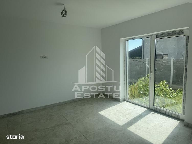 Casă cu 4 camere cu Teren 550 Mp în Giarmata