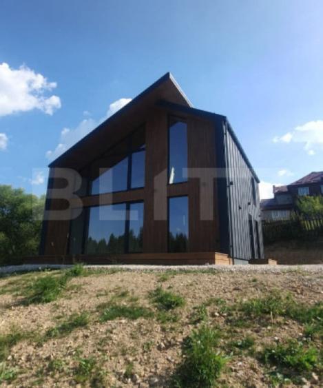 Casă cu 4 camere cu Teren 924 Mp în Central