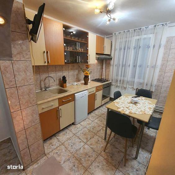 Apartament cu 3 camere, mobilat în Brâncoveanu