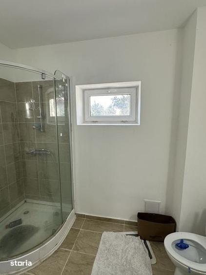 Casă cu 3 camere cu Teren 120 Mp în Central