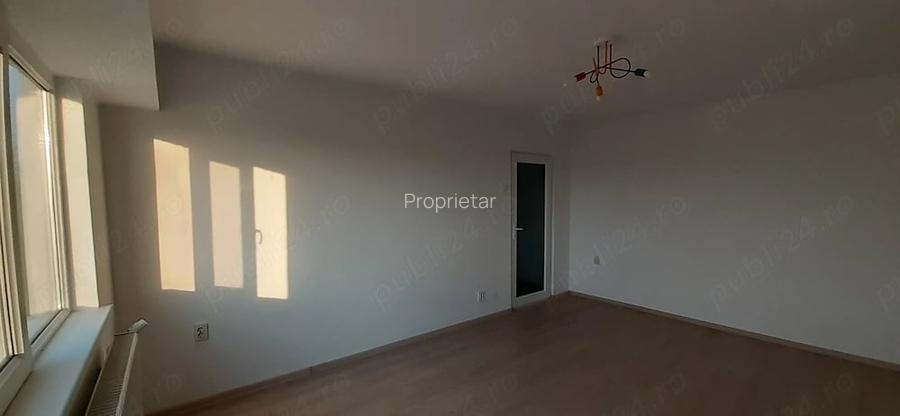 Vand apartament doua camere, decomandat, 55 m.p., etaj 2, centrala proprie gaz.