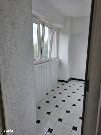 Apartament 3 camere / Titan/ Costin Georgian/ Metrou 1' - 2
