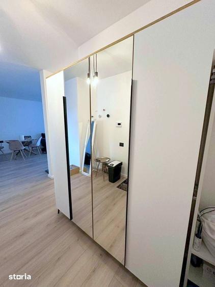 Apartament cu 2 camere semidecomandat, mobilat în Central