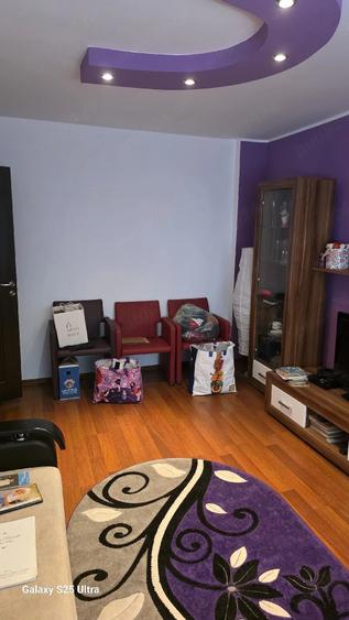 Apartament cu 2 camere decomandat în Horia