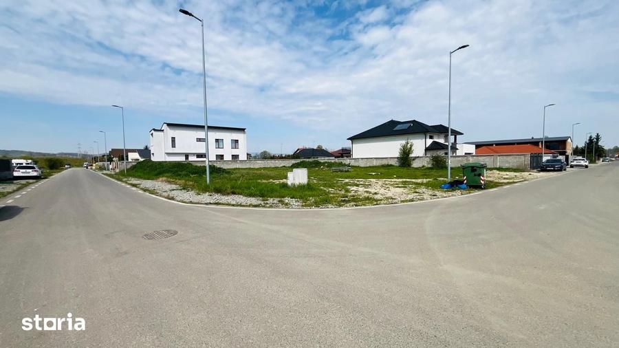 Teren de 1500 mp, în Central