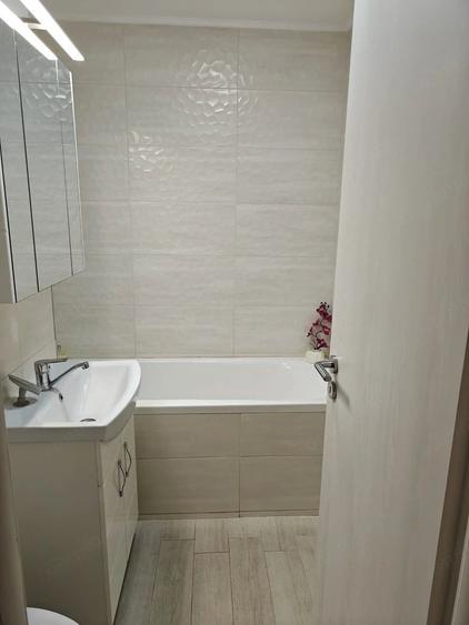 Inchiriez apartament - 3