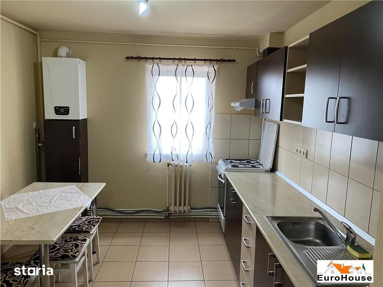 Apartament cu 2 camere decomandat în Ampoi 2