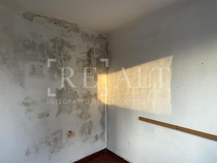 Apartament cu 2 camere semidecomandat în Armeneasca