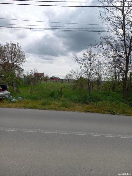 Teren de 800 mp, în Preajba