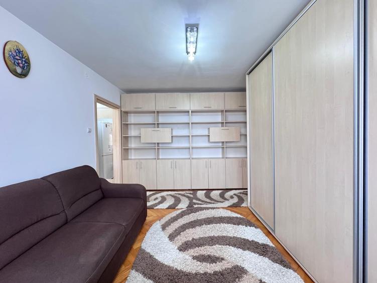 Apartament cu 2 camere nedecomandat, mobilat în Gemenii
