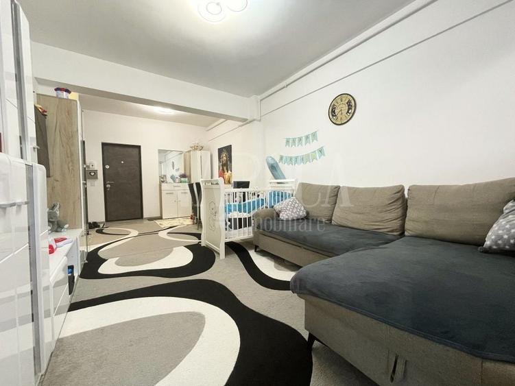 Apartament cu 2 camere semidecomandat în Baciu