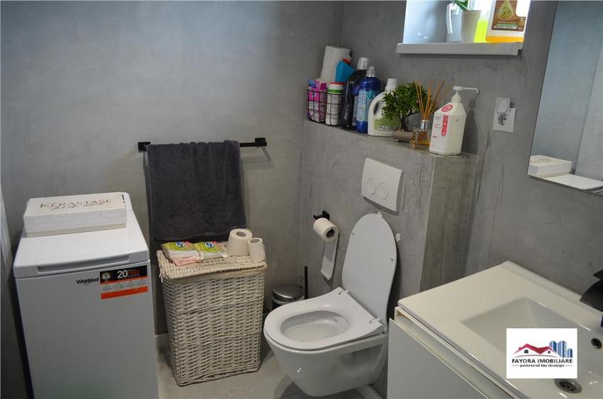 Apartament cu 3 camere decomandat în Unirii