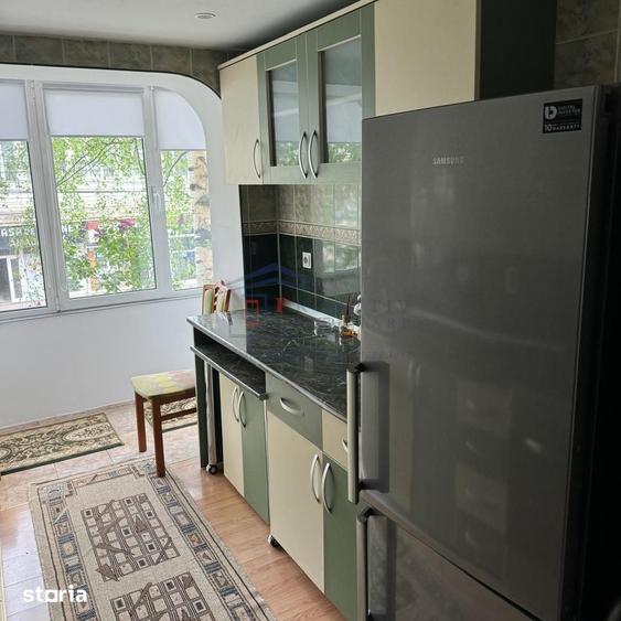 Apartament cu 3 camere semidecomandat în Ultracentral
