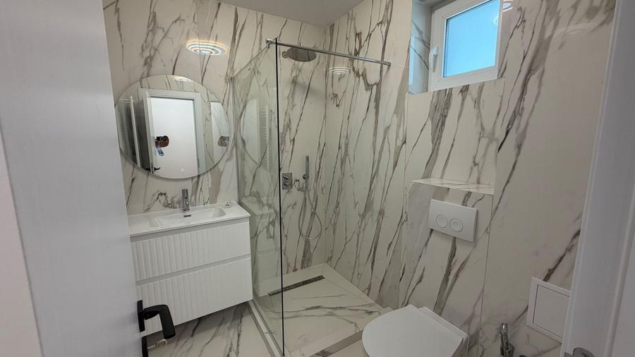 Casă individuală cu 5 camere cu Canalizare în Pipera