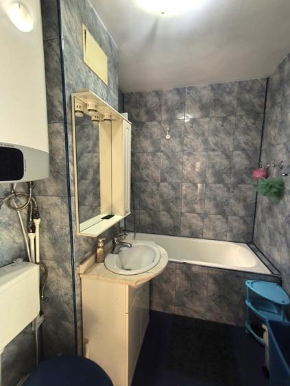 Apartament cu 2 camere decomandat în Brâncoveanu