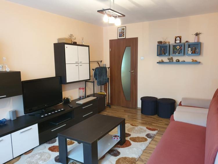 Apartament cu 2 camere decomandat în Drumul Carului