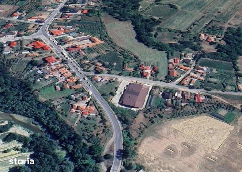 Spațiu comercial, de 1,044 mp, în Tigveni