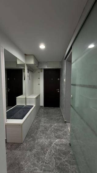 Apartament cu 3 camere decomandat în Giurgiului