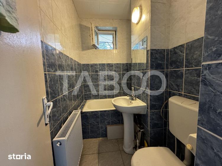 Apartament cu 2 camere nedecomandat, mobilat în Mihai Viteazul